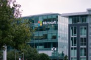 Britští regulátoři přezkoumají plán Microsoftu na převzetí firmy Nuance