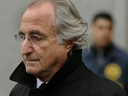 JPMorgan prý věděl o podvodech finančníka Madoffa