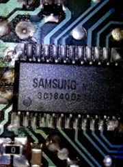 Zisk Samsungu díky čipům a jednorázovým položkám stoupl o 23 %