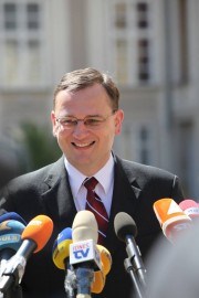 Nečas pokračuje v čele ODS, prvním místopředsedou Kuba