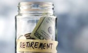 OECD radí dál zvedat důchodový věk a platit část penze z daní