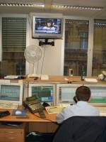 Evropské tituly posilují za velmi nízkých objemů; technologie a především pojišťovny 