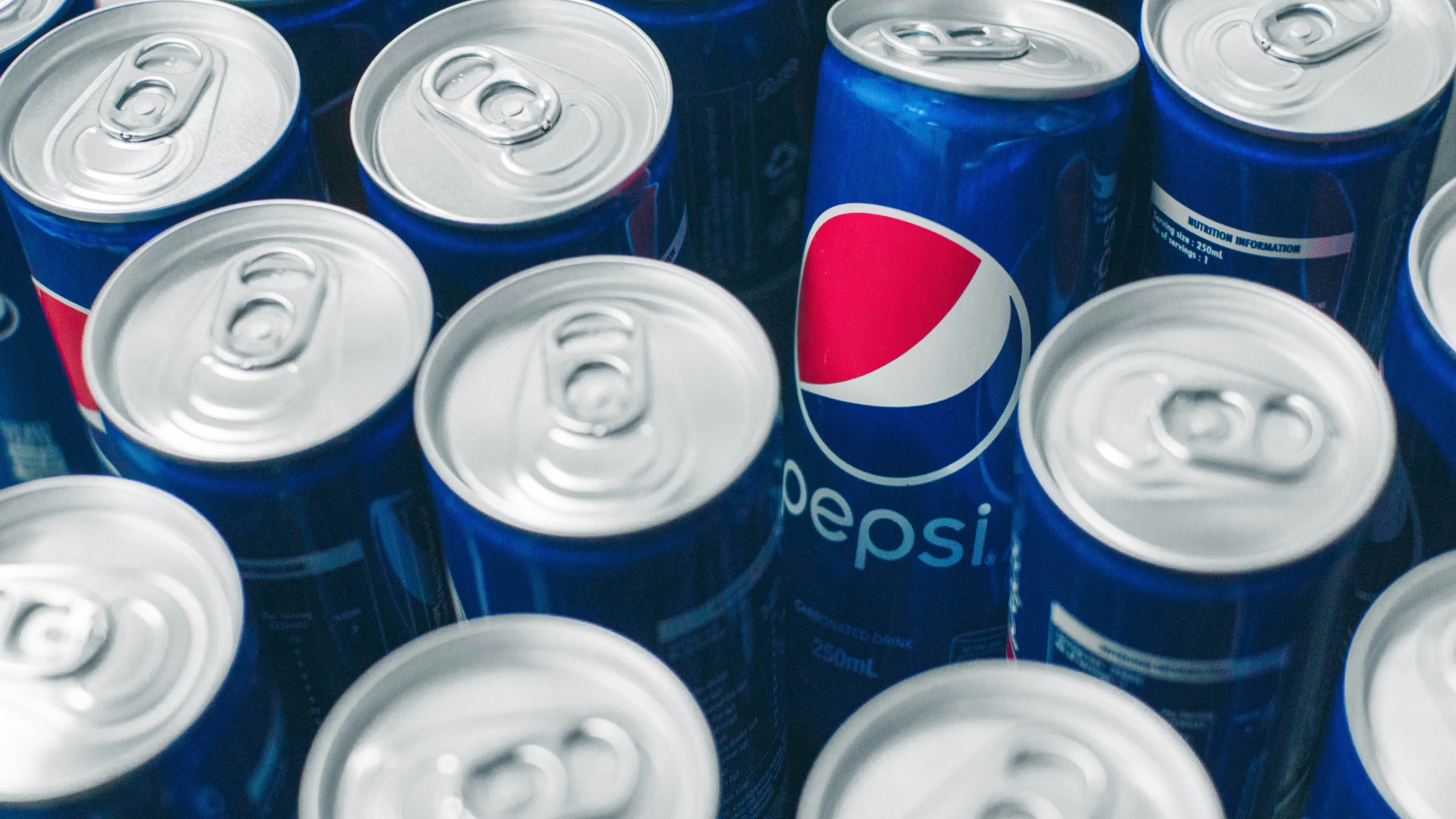 PepsiCo se spoléhá na zahraniční trhy, celoroční výhled zisku kvůli pomalejšímu obratu doma snižuje