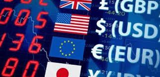 Koruna ve dvou seancích ztratila všechny zisky z počátku prosince