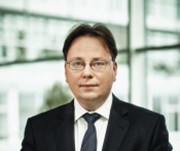 Martin Novák z ČEZ: Výsledky splňují naše očekávání, z vysokých cen emisních povolenek celkově Skupina ČEZ benefituje