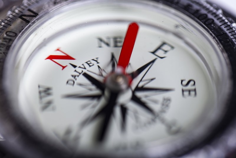 Začátek týdne bez jasného směru. Fed nezklamal, data jsou příslib podpory