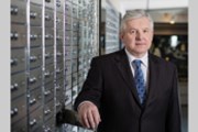 Guvernér ČNB Rusnok: Vítám debatu o přijetí eura ještě před volbami