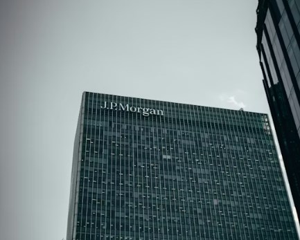 Výsledky JPMorgan: Silný rok, ale na nový rekord nestačil