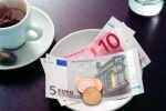 Koruna testuje 33,0 Kč za euro, propadla na čerstvé 21měsíční minimum
