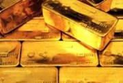 Cena zlata se propadla pod 1100 USD/unce
