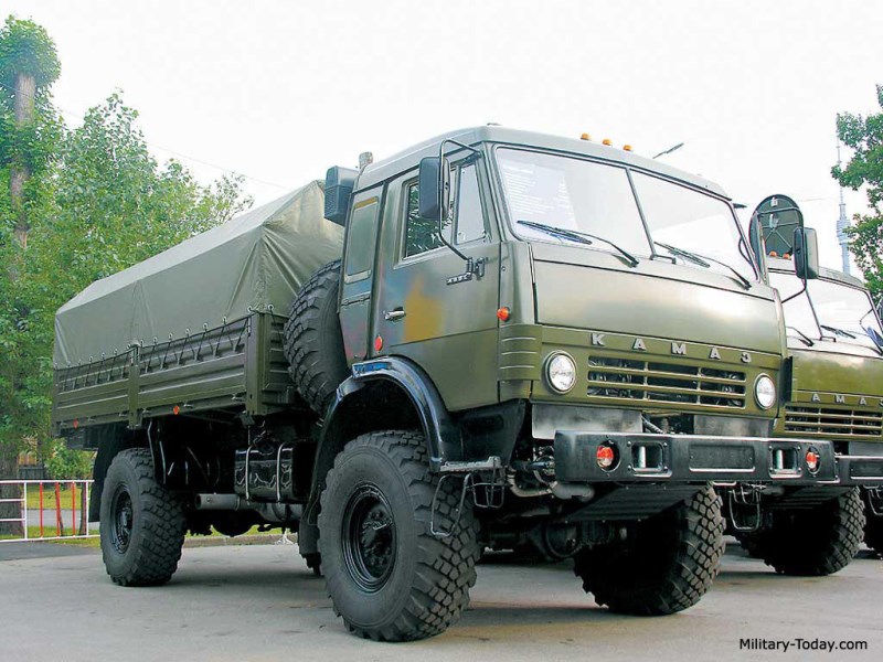 Ruský výrobce nákladních aut Kamaz omezí na konci září výrobu