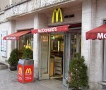 McDonald’s postihla citelná ztráta, Wall Street se nemůže vymanit z poklesu