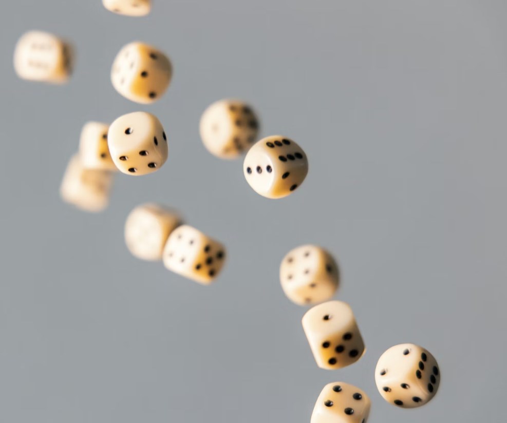 Investiční výhled 2026: Příznivé makro prostředí, rostoucí zisky, ale také vyhrocenější rizika