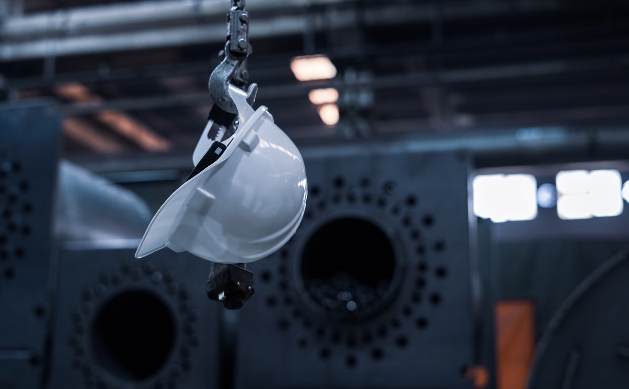 Podmínky v průmyslu se v březnu dál zhoršily, ale méně než v únoru