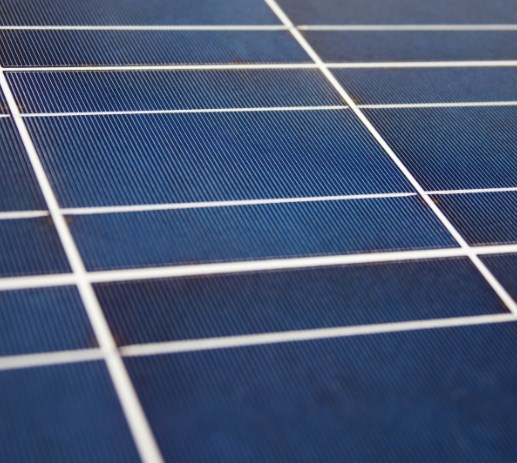 Photon Energy očekává mírně negativní dopad cenových stropů a daně z nadměrných zisků. Sam Bankman-Fried byl zatčen a futures jsou zelené