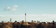 Berlín koupí 15.000 bytů od firem Vonovia a Deutsche Wohnen za 2,5 miliardy eur