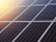 IEA: Investice do solární energie poprvé překonají investice do ropy