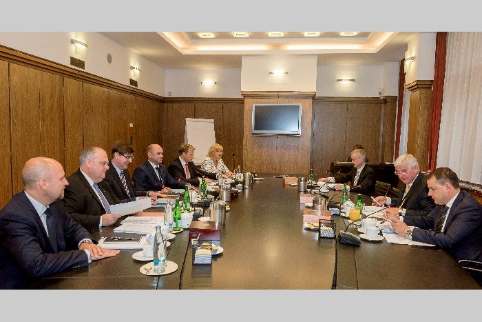 Noví v bankovní radě ČNB. Kdo jsou Oldřich Dědek a Marek Mora?