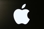 Summary: Apple představil nové služby; Wirecard si oddychl