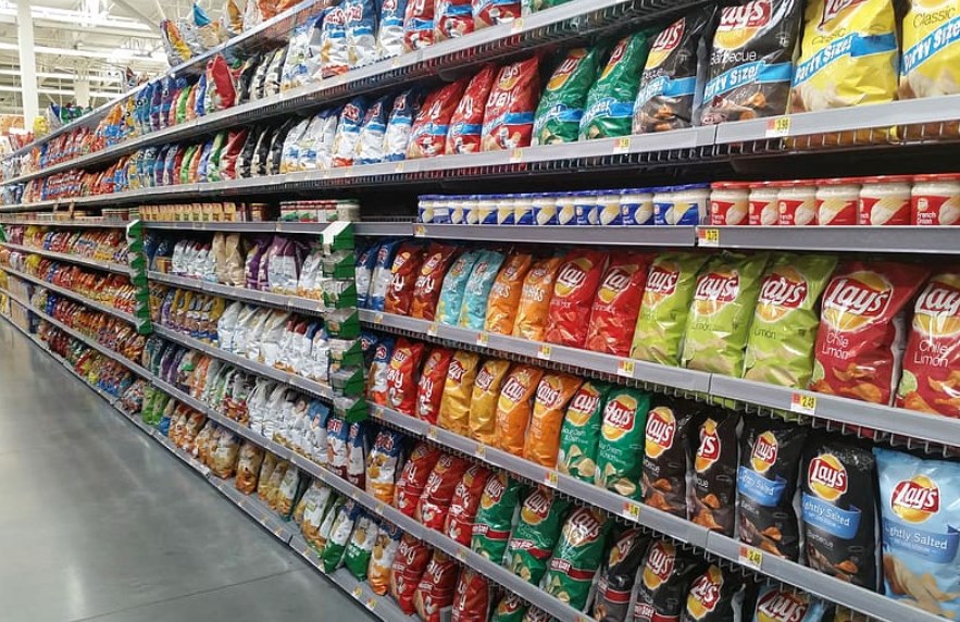 Britský řetězec Morrisons souhlasí s nabídkou na převzetí za sedm miliard liber