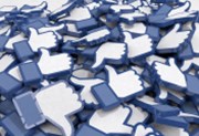 Facebook čelí ve Francii žalobě za dezinformace o covidu-19
