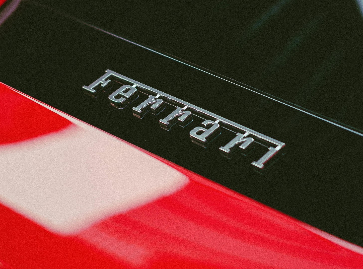 Ferrari klesly v prvním čtvrtletí dodávky, vyvážily to však prodeje dražších modelů