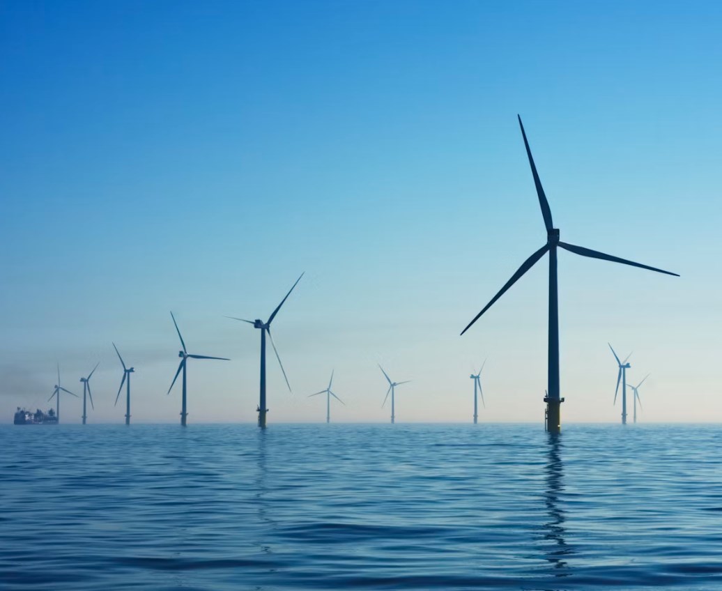 TotalEnergies kupuje od Shellu evropské portfolio a navazuje na partnerství s EPH