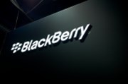 Čtvrtletní tržby BlackBerry klesly téměř o polovinu; akcie odepisuje 2,99 %