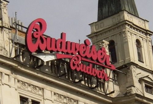 Česká vláda jedná s Anheuser-Busch o akvizici Budvaru