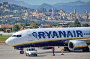 Ryanair se poprvé od roku 2019 vrátil k čtvrtletnímu zisku. Do půl roka chce odejít z londýnské burzy