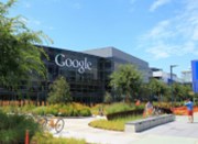Čtvrtletní zisk majitele Googlu vzrostl o více než dvě třetiny