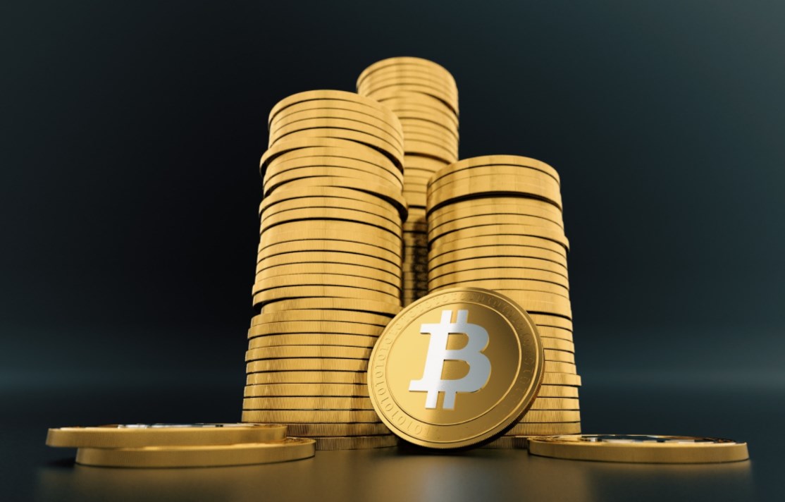 Cena bitcoinu překonala 32.000 dolarů, za rok se zečtyřnásobila