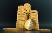 Cena bitcoinu překonala 32.000 dolarů, za rok se zečtyřnásobila