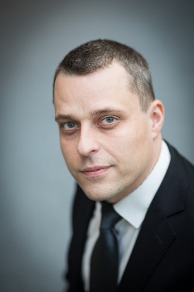 Analytik Patrie Braňo Soták: Nakupovat pomalu a rozumně. Dno může být v březnu. Hity asi vyšumí