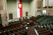 Polský prezident bude vetovat justiční reformu, zlotý roste na páru s eurem