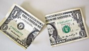 Pictet: Síla dolaru bude kulminovat v polovině roku