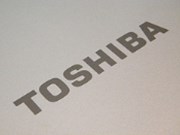 Toshiba se v prvním čtvrtletí propadla do provozní ztráty