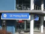Zisk GE Money Bank loni poklesl o čtvrtinu na 2,185 miliardy, počet klientů překročil milion