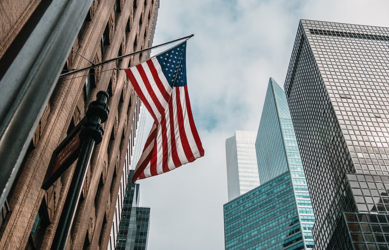 Pondělí bez Ameriky. Úvodní růst vyprchal