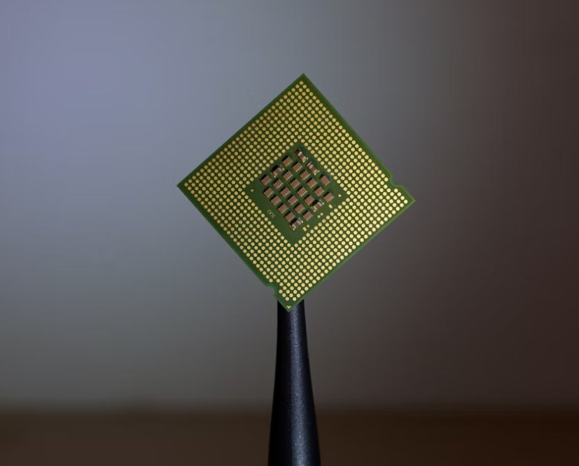 Foxconn zvýšil zisk o 17 %, chystá spolupráci s OpenAI