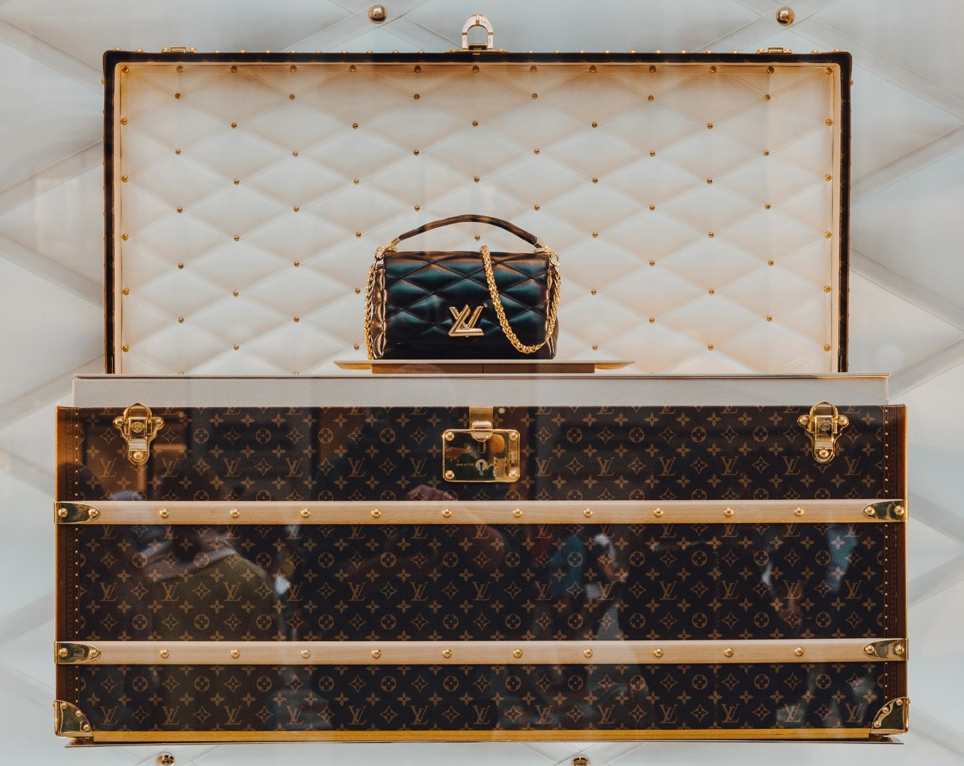 Luxus opět v kurzu? LVMH letos poprvé vykázal růst, akcie přidávají 13 procent