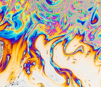 Rozbřesk: Sankce na Rosneft a Lukoil posílají ropu zpět vzhůru