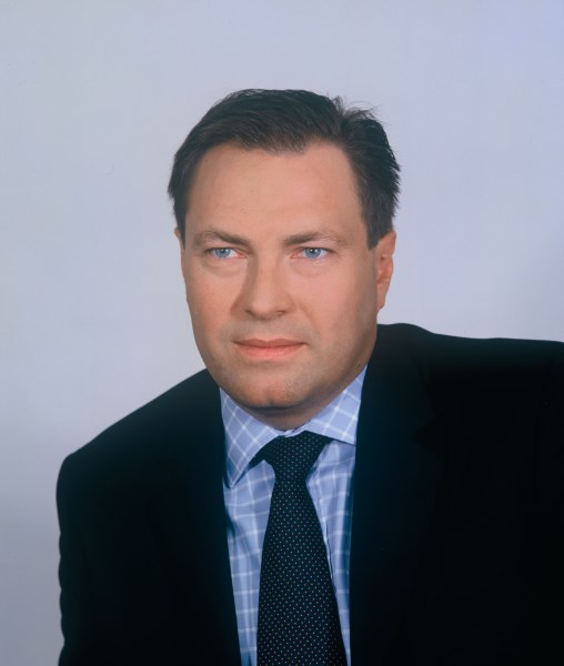 Dnes ve 14:00: Online rozhovor s generálním ředitelem pražské burzy Petrem Koblicem