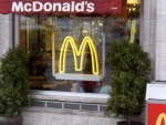 Zisk McDonald's díky růstu počtu zákazníků stoupl o 11 %