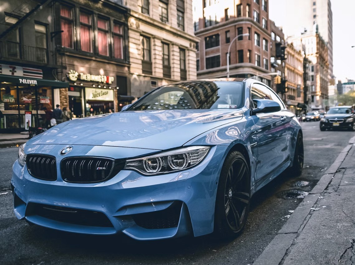 BMW doplácí na krizi v Číně. Zisk automobilky se propadl o více než třetinu