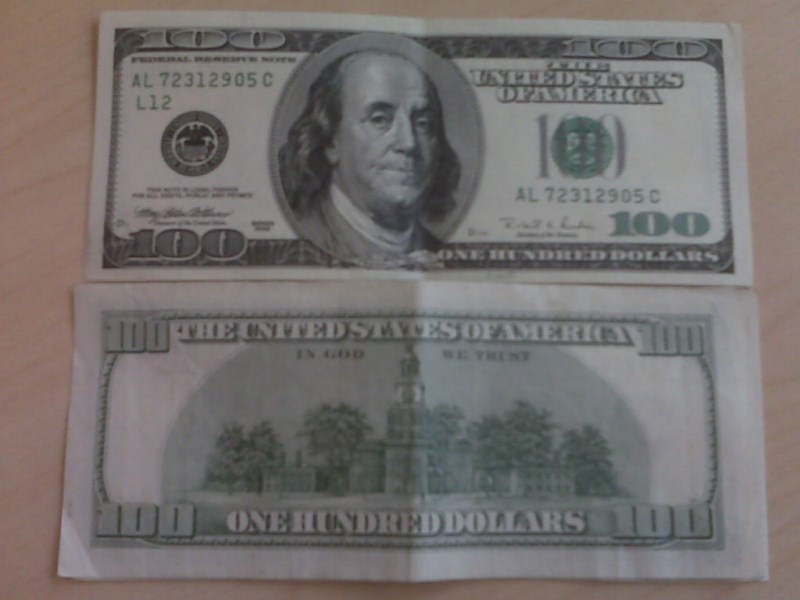 Forbes: Nejbohatším mužem USA stále Bill Gates, druhý Warren Buffett