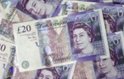 Británie více zdaní dividendy a příjmy z kapitálu. Navýší i daň z mimořádných zisků energetik