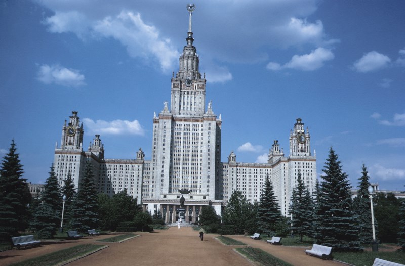 Ruský trh, spolu s ostatními trhy, zatím nenašel dno, od kterého by se odrazil