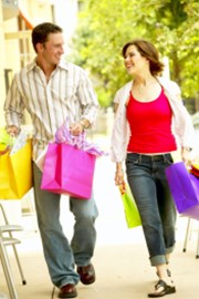 USA: Důvěra spotřebitelů stoupla na devítiměsíční maximum