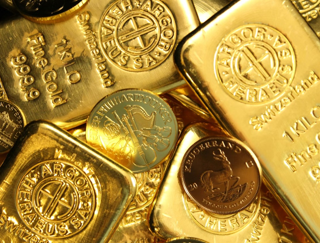 Invesco: Zlato pohání investiční poptávka, fundamenty slábnou. Férová cena je na 3 500 USD